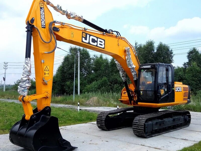 аренда гусеничного экскаватора jcb